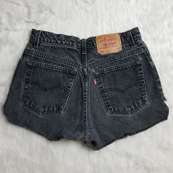 Levi's Pants - Levi's VINTAGE black 550 high waisted shorts